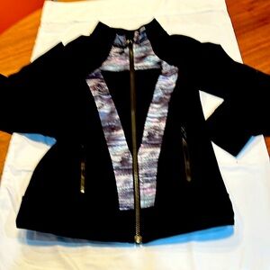 Beautiful Ivivva zippered jacket. Size 12